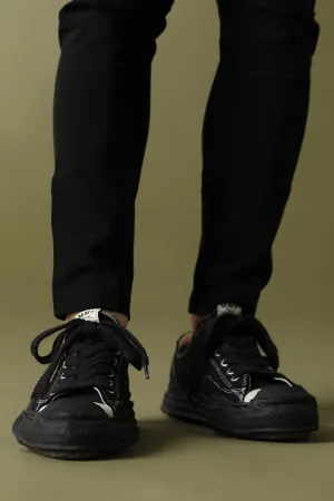 -HANK Low- Original TC sole canvas  Low-cut sneakers Black