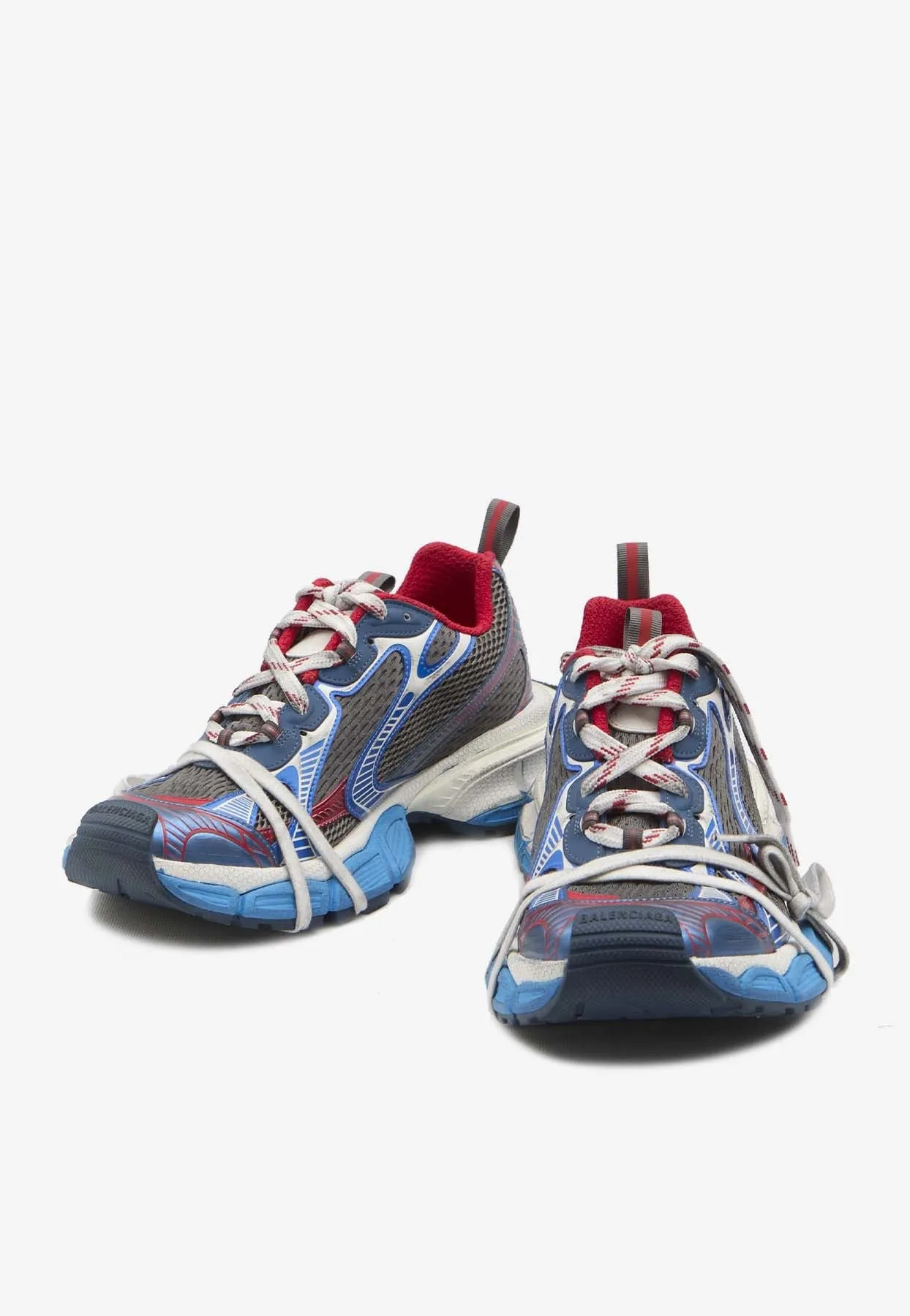 3XL Worn-Out Low-Top Sneakers