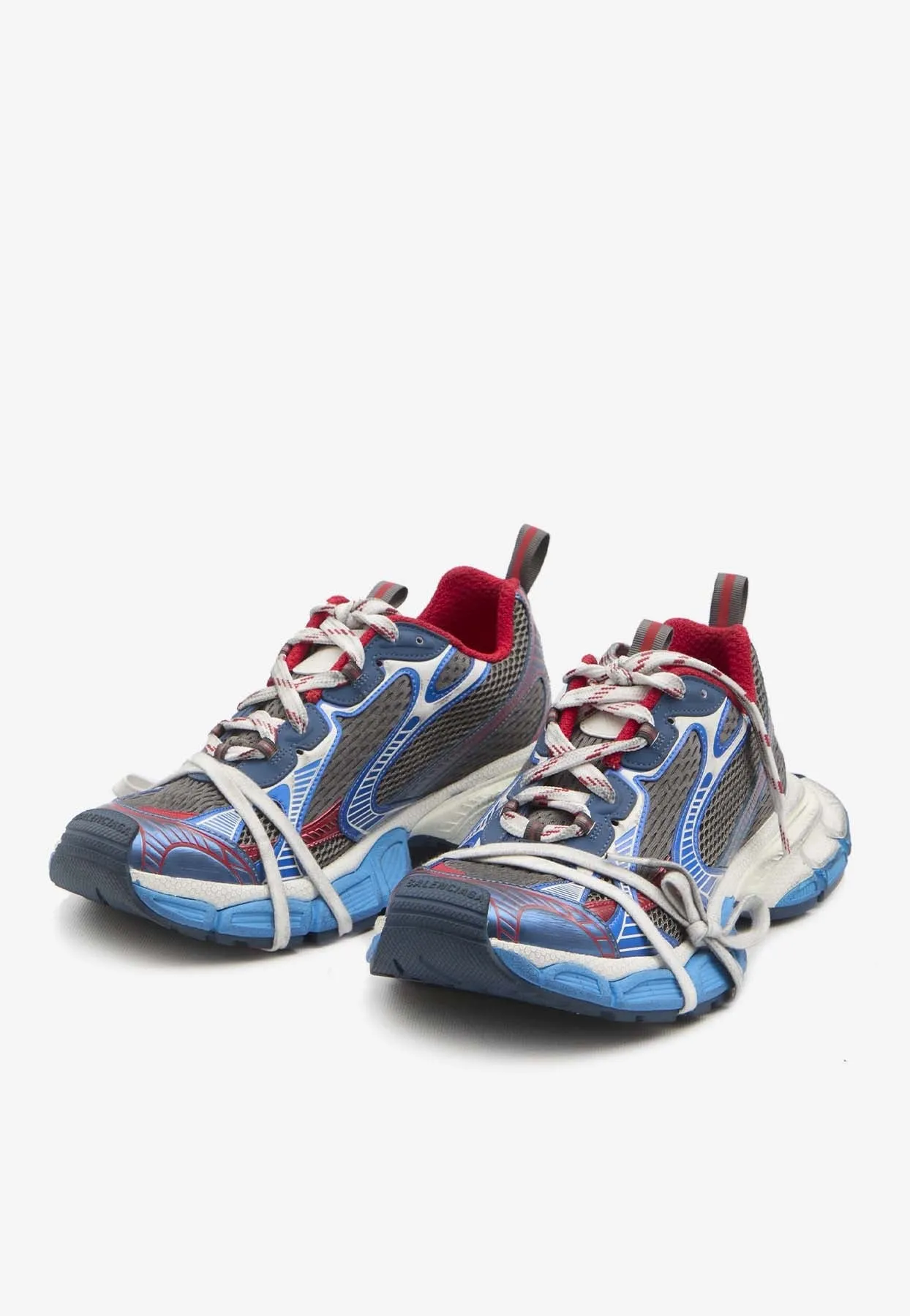 3XL Worn-Out Low-Top Sneakers