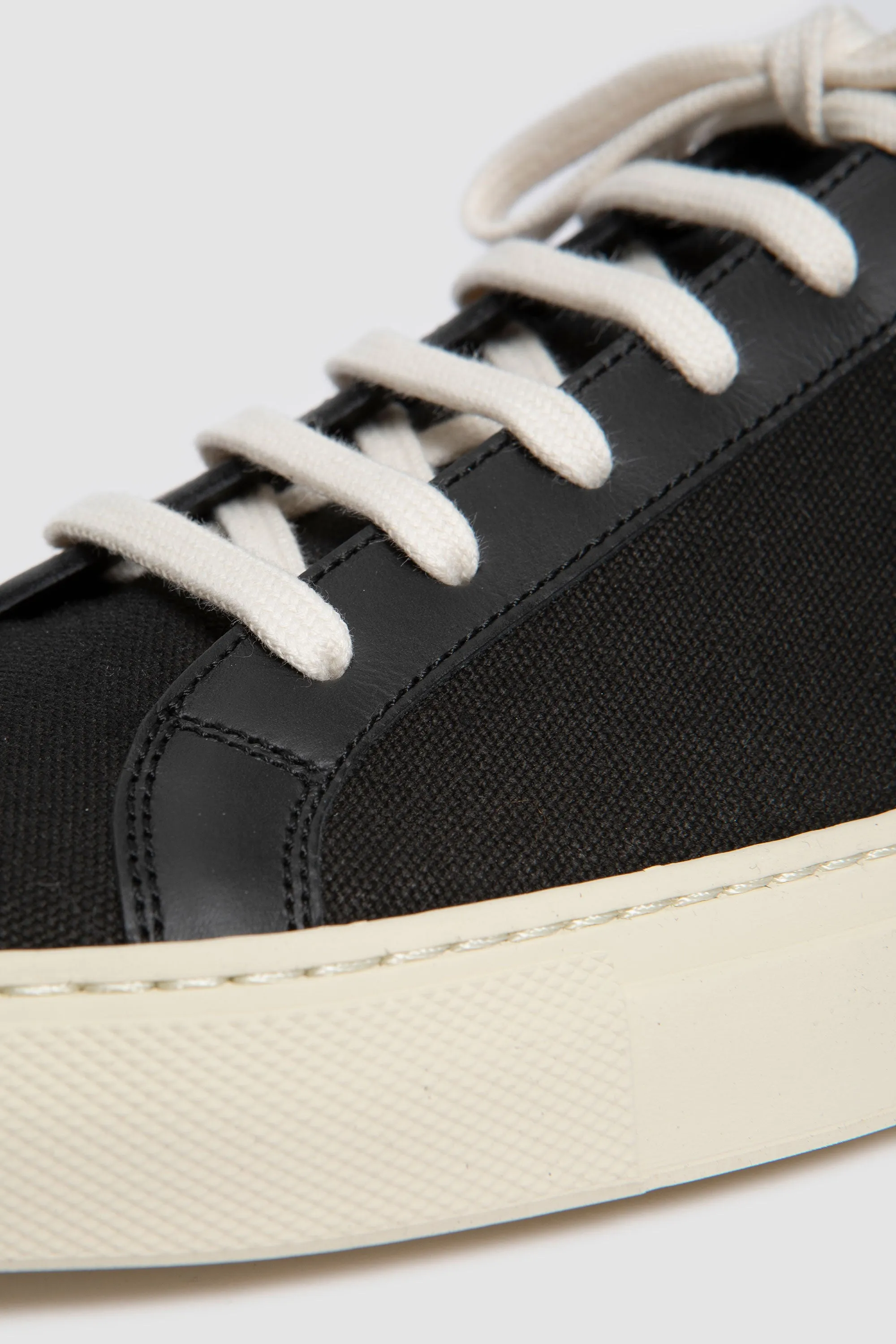 Achilles in Canvas Black