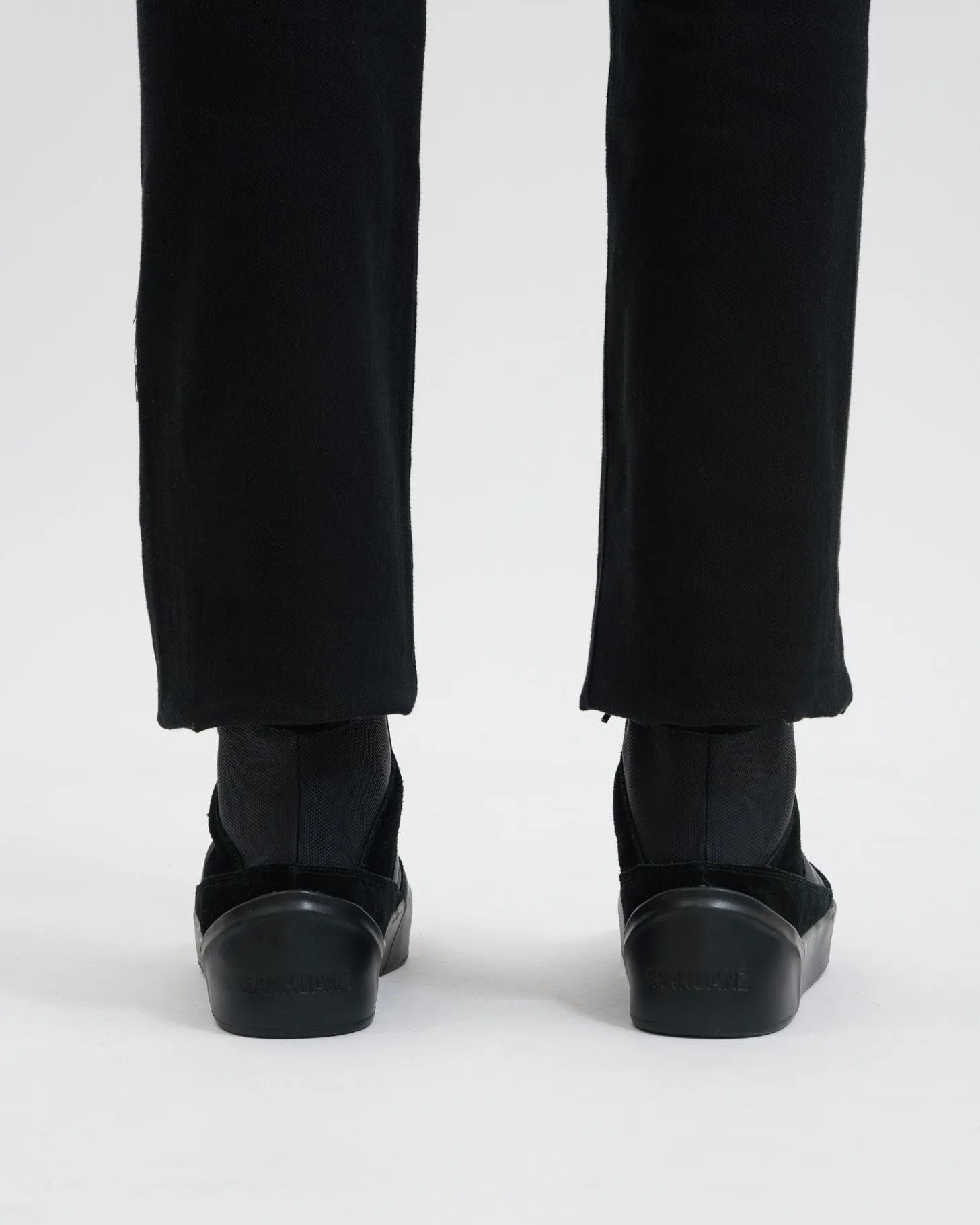 Black Double Sneakers