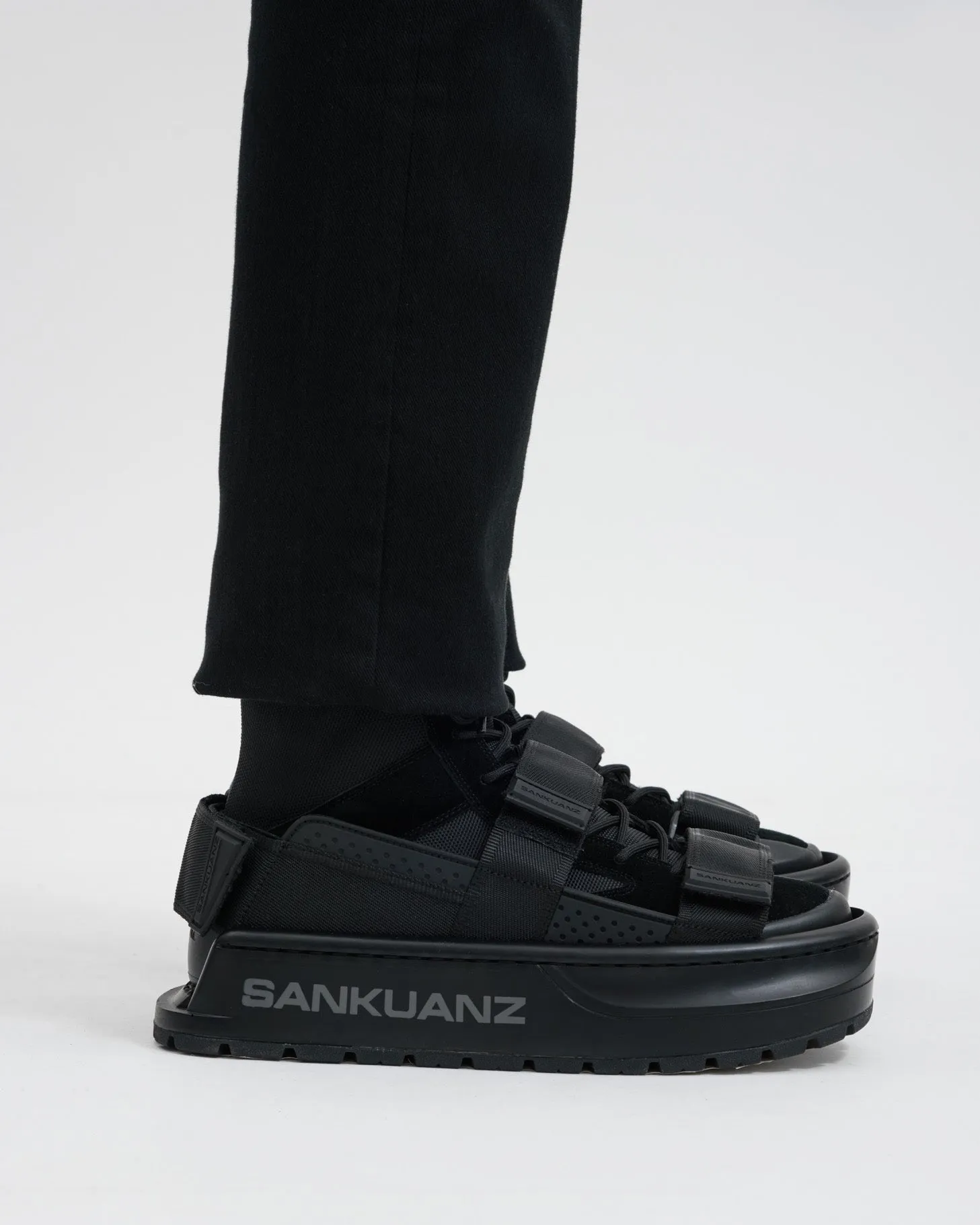 Black Double Sneakers