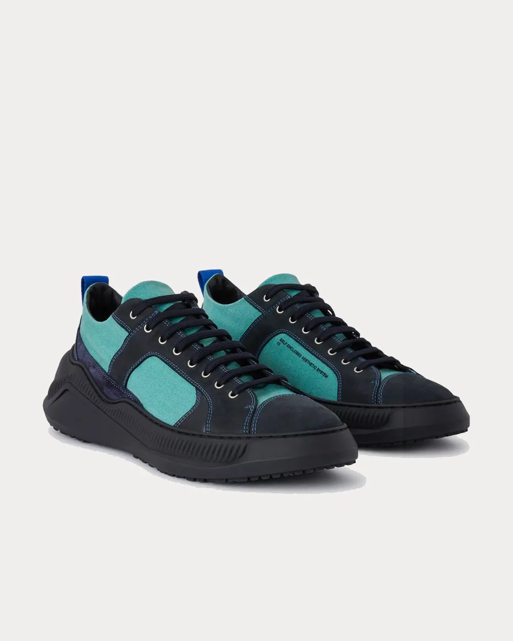Free Solo Indigo / Granite Green Low Top Sneakers