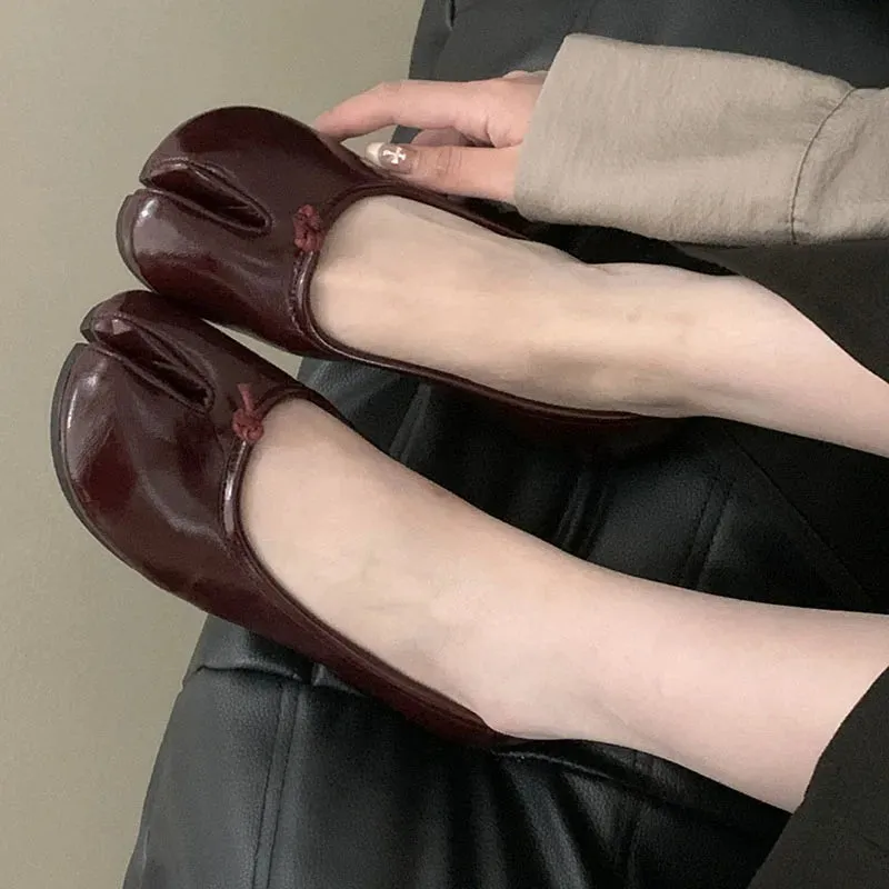 LIZAKOSHT  -  Autumn Women Flat Shoes Fashion Split Toe Shallow Slip On Mary Jane Shoes Soft Flat Heel Outdoor Dress Single Shoes New