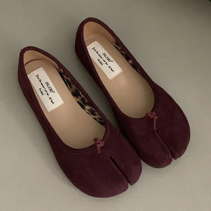 LIZAKOSHT  -  Autumn Women Flat Shoes Fashion Split Toe Shallow Slip On Mary Jane Shoes Soft Flat Heel Outdoor Dress Single Shoes New