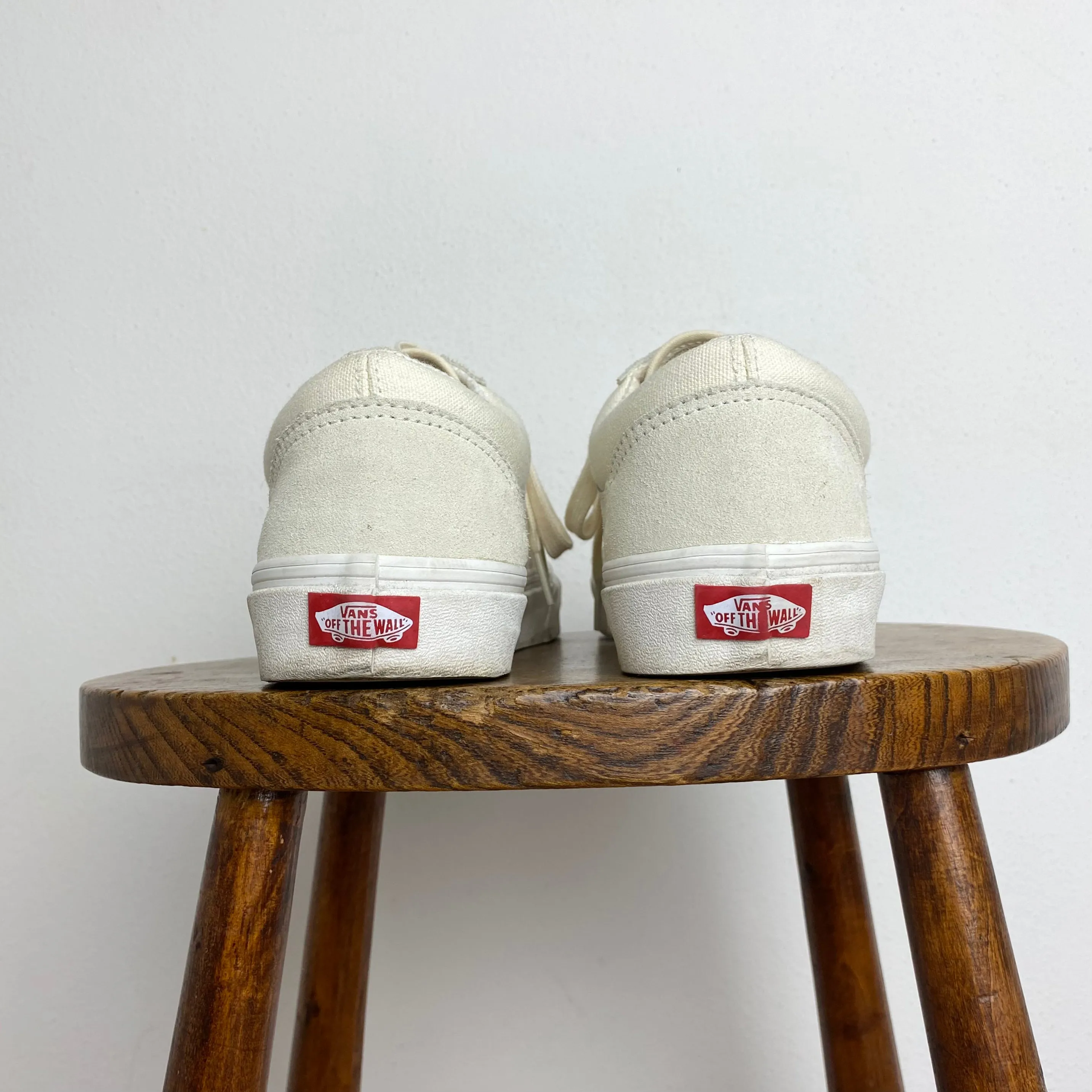 Old Skool Lace-up Sneakers #576