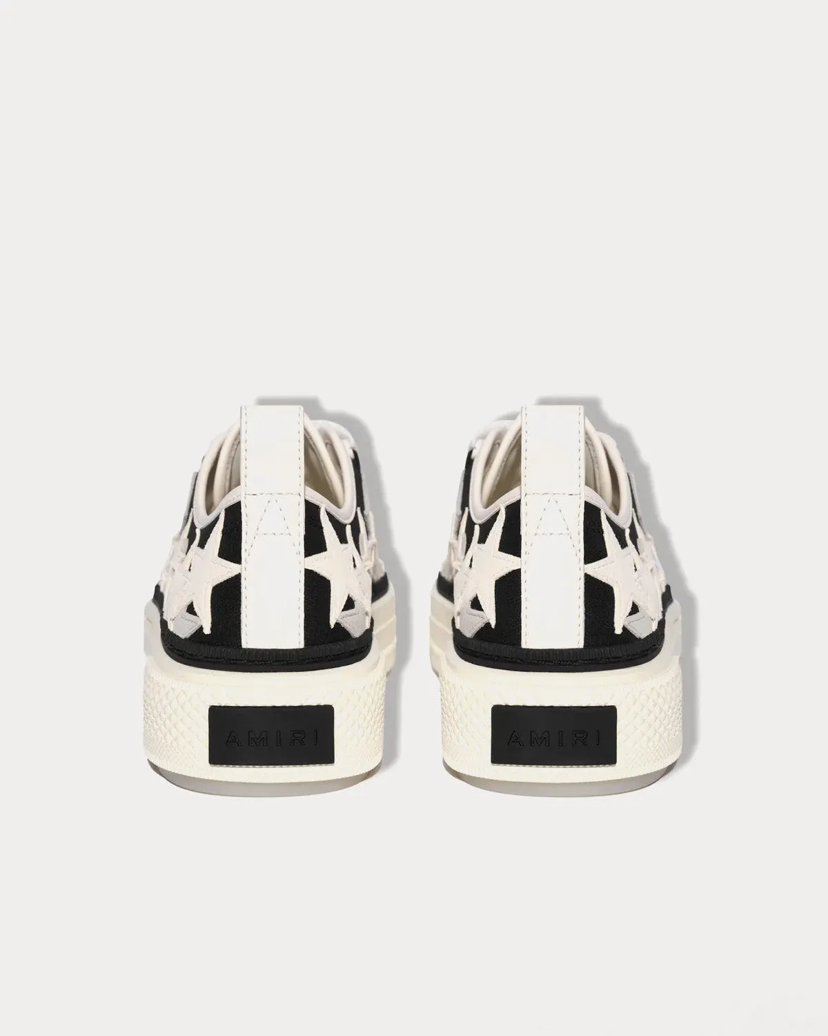 Stars Court Low Black / White Low Top Sneakers