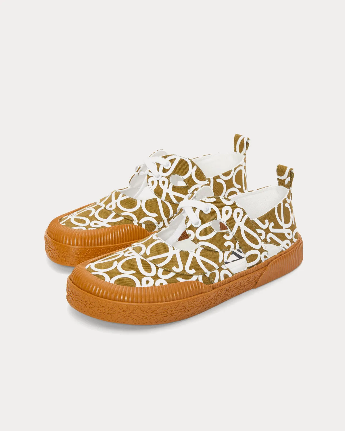 Terra Vulca Lace-Up Canvas Olive Low Top Sneakers