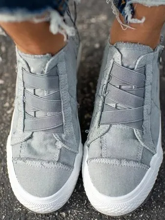 Women Canvas Low Heel All Season Sneakers